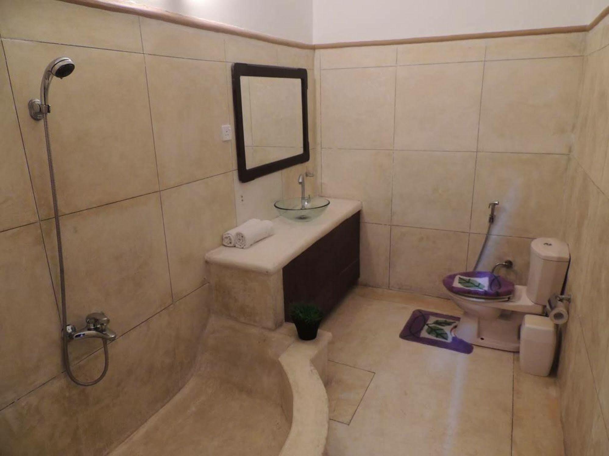 אונה ואטונה Manidi Villa מראה חיצוני תמונה